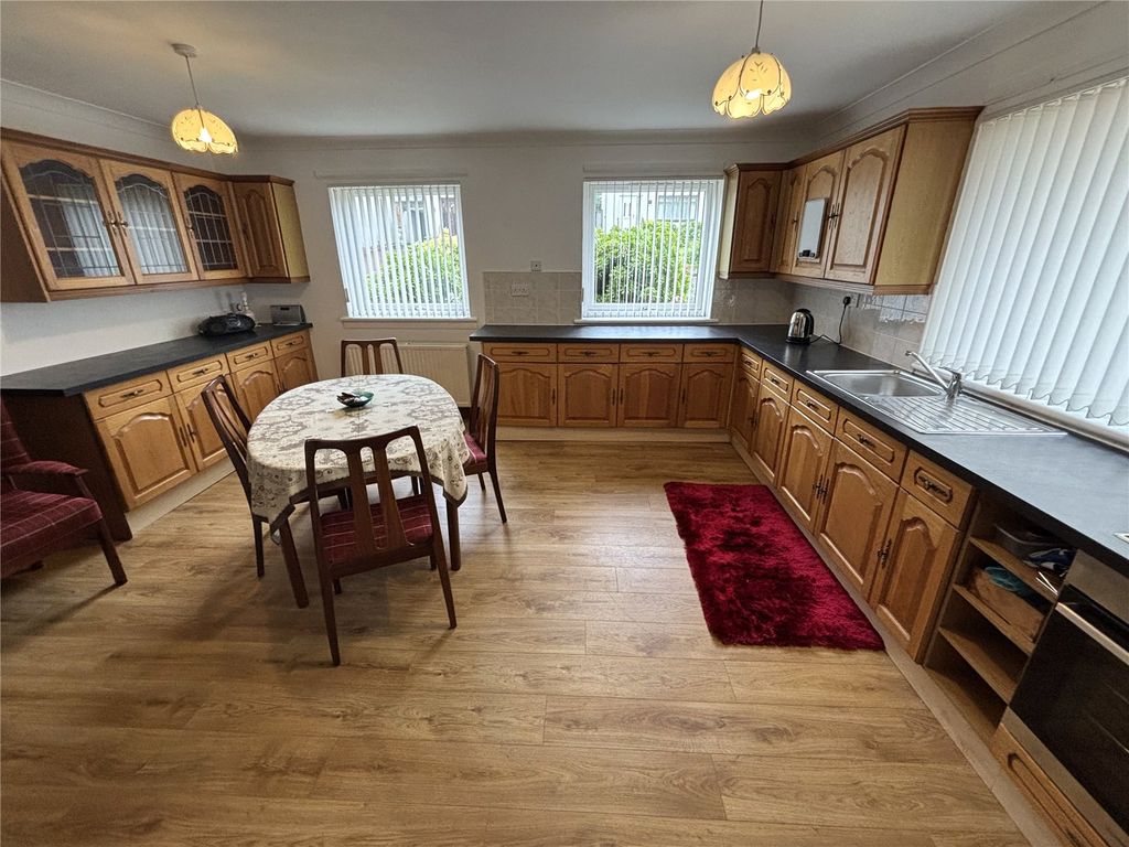 Property photo 3 of 15 Picture No. 09