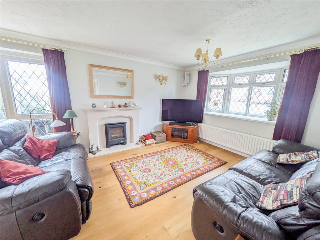 Property photo 3 of 22 4-Pxl_20260312_132006842.Jpg