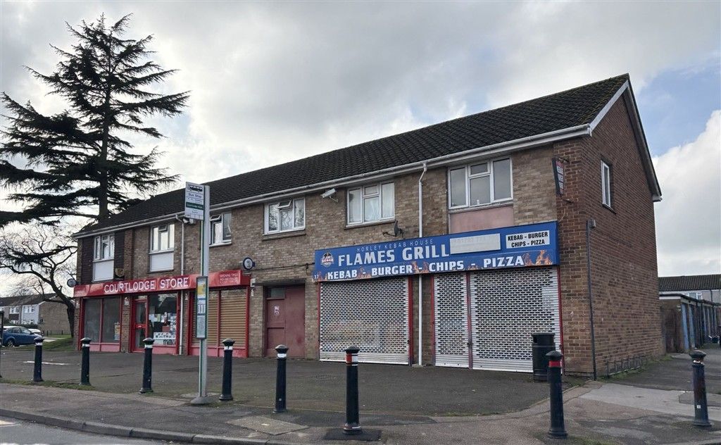 Property photo 2 of 5 Shops