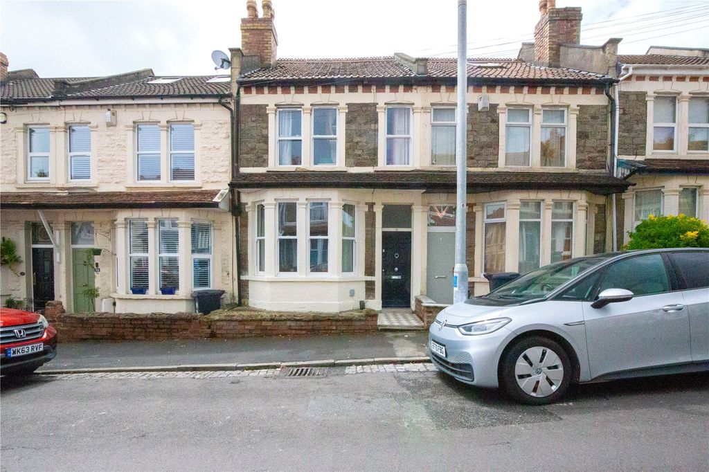 Property photo 1 of 17 Picture No. 03