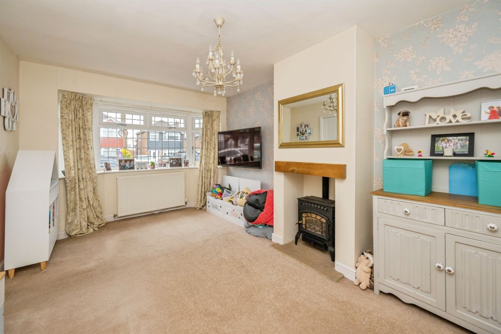 Property photo 3 of 18