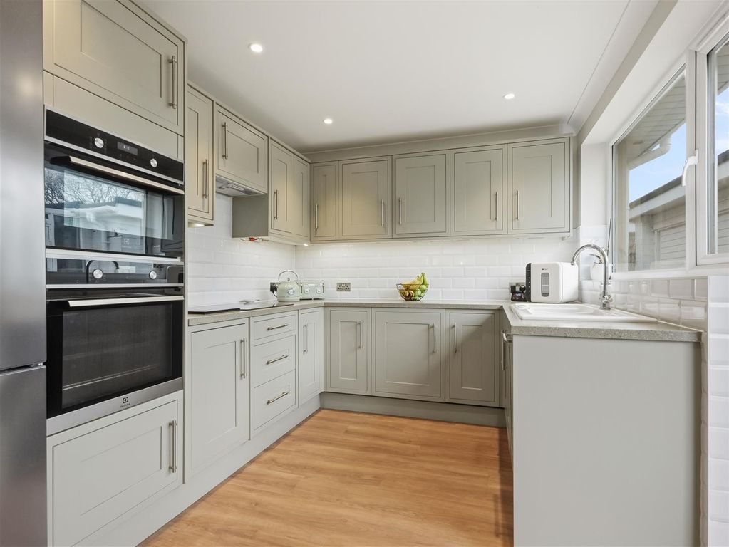 Property photo 1 of 31 1 (10).Jpg