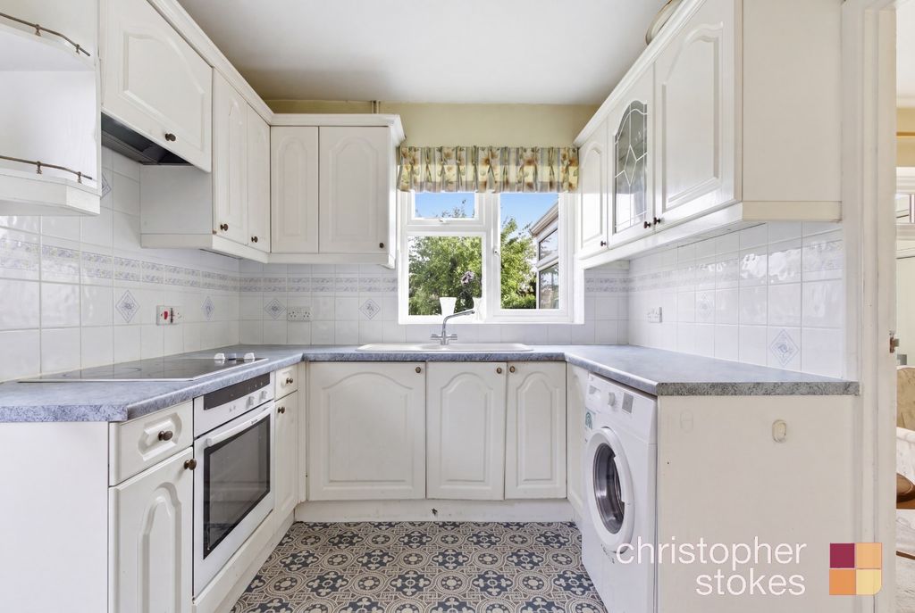 Property photo 2 of 17 5164692