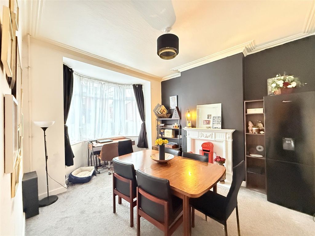 Property photo 2 of 14 Img_2005.Jpeg