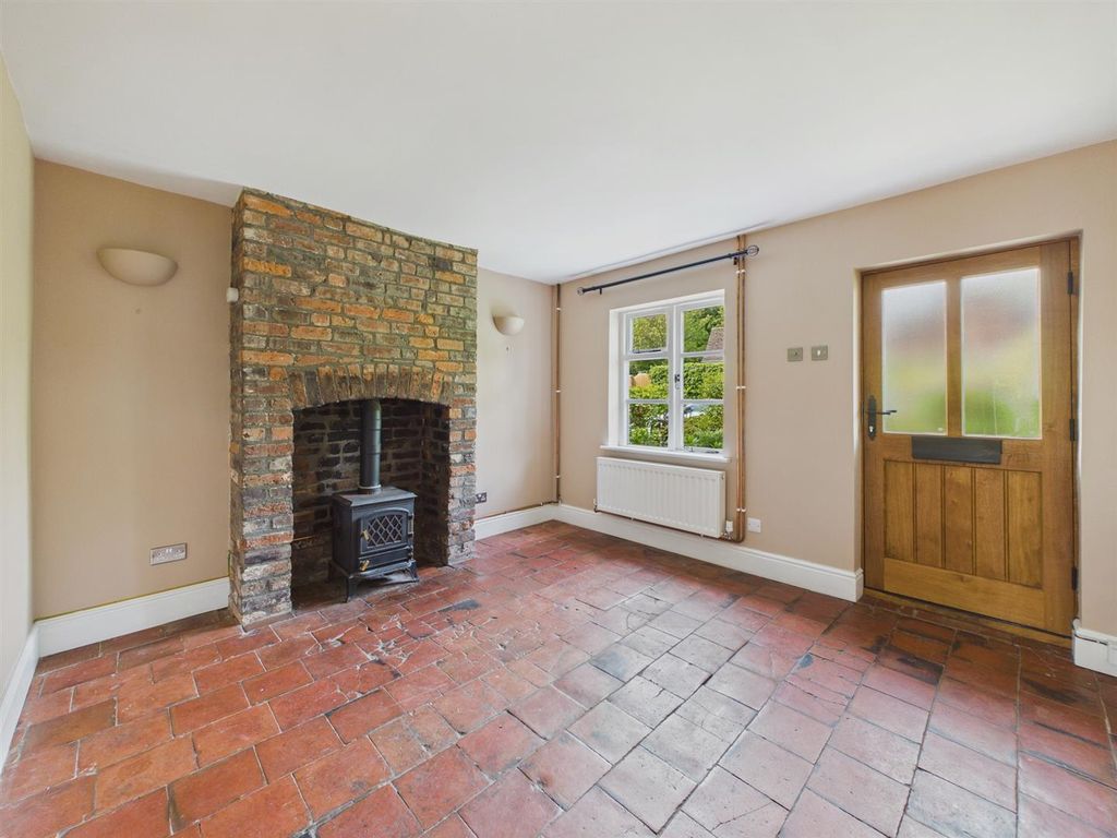 Property photo 3 of 16 Cam03972G0-Pr0349-Still009.Jpg