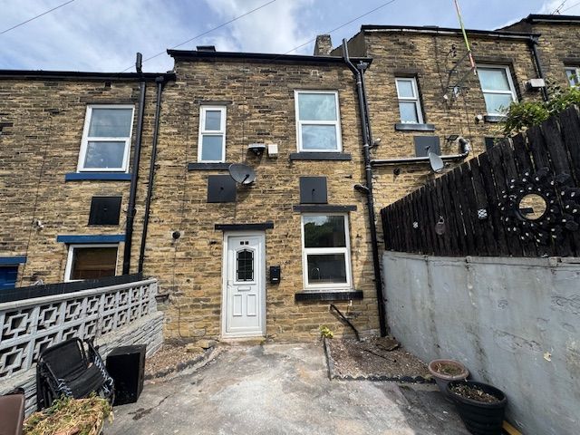 Property photo 2 of 17 Front Description 2