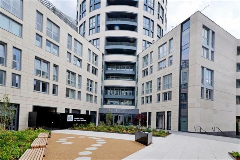 Property photo 1 of 17 (Main)