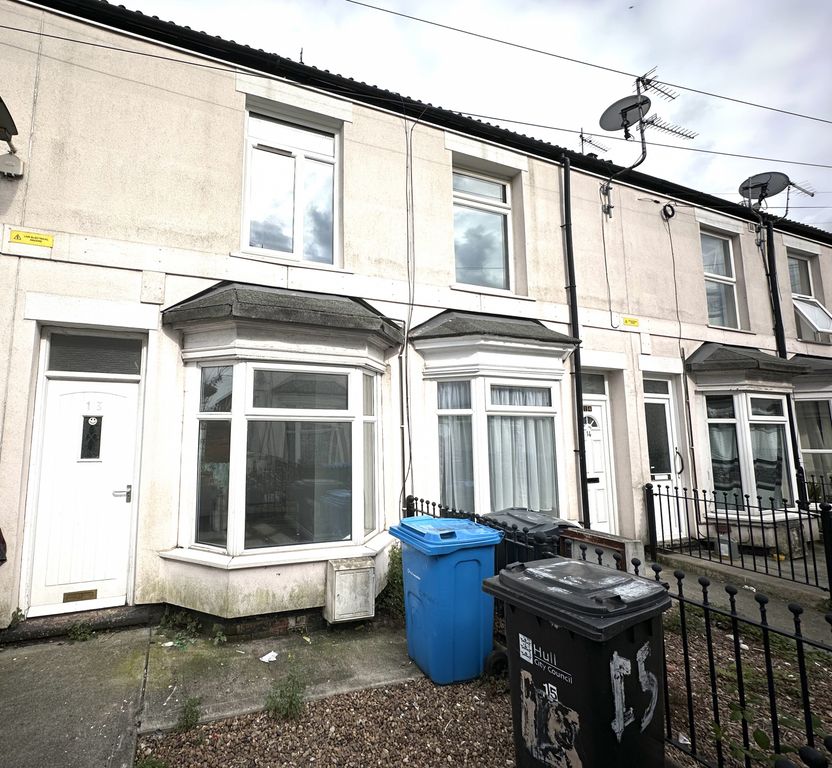 Property photo 1 of 7 Two Bedroom House