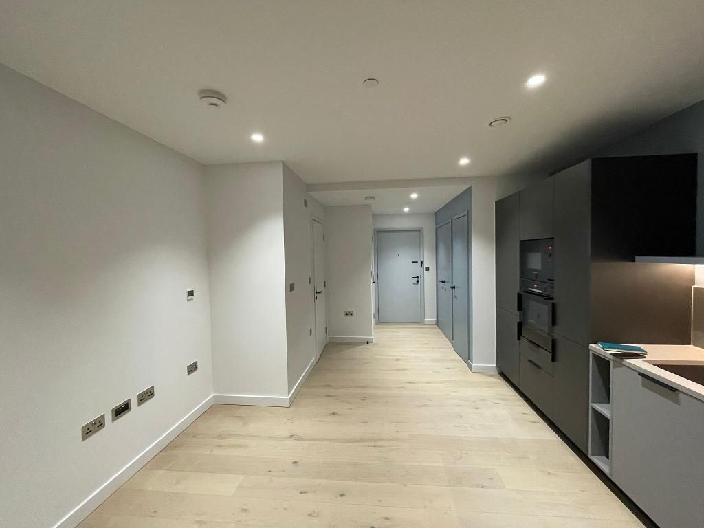 Property photo 2 of 7 Photo 2