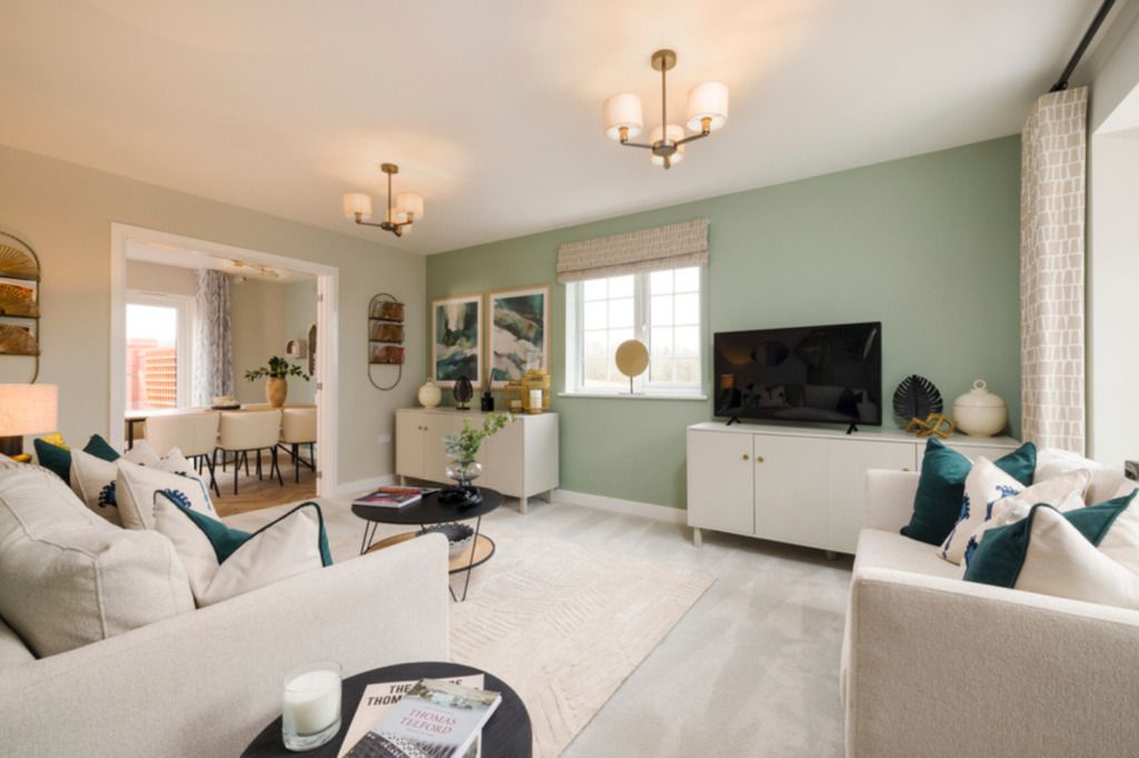 Property photo 3 of 7 Pembroke 512 2