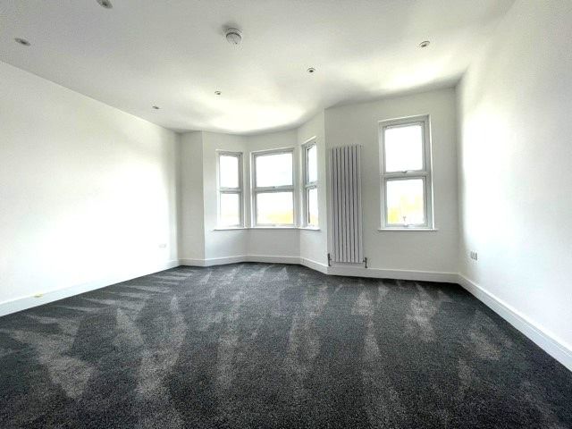 Property photo 3 of 8 1832993