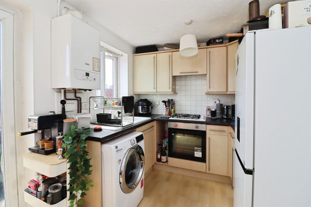 Property photo 3 of 13