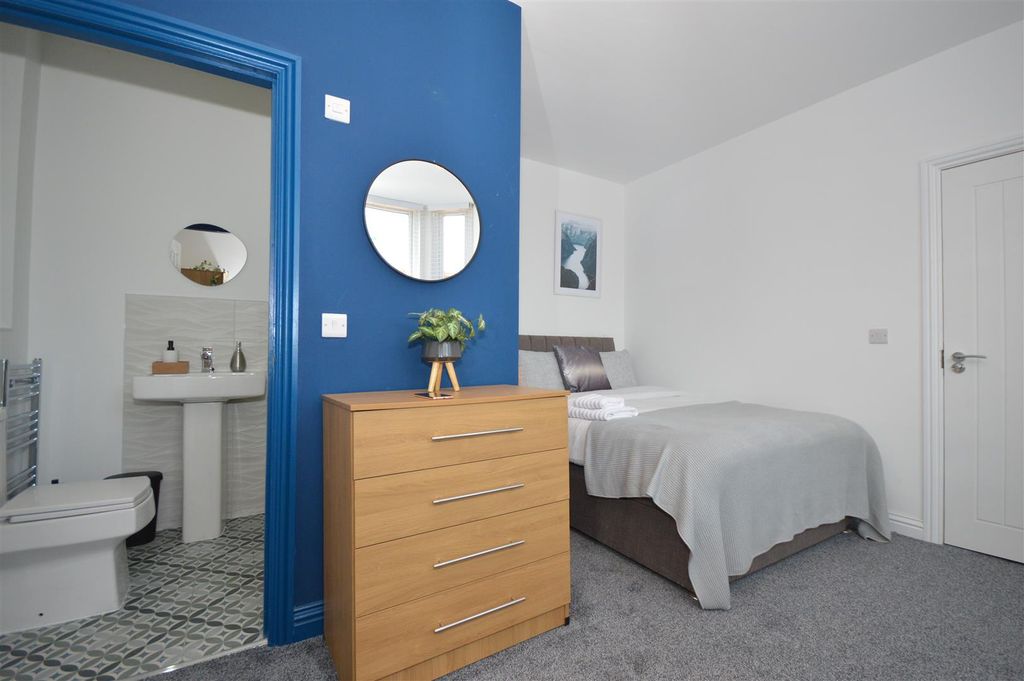 Property photo 2 of 15 Bedroom 1 - 2.Jpg