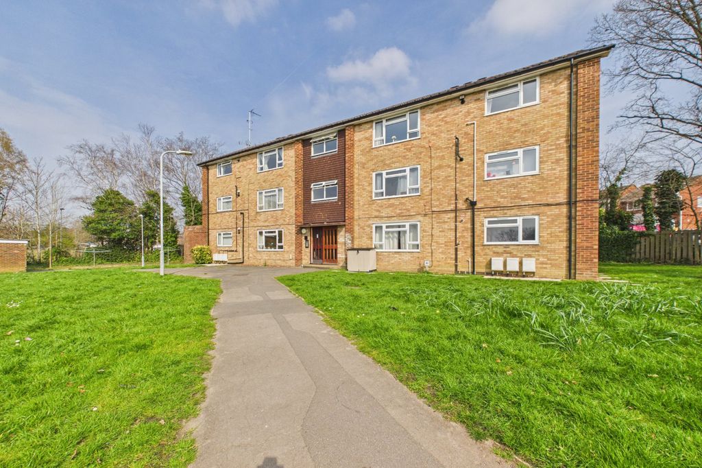 Property photo 1 of 8 Picture No. 10