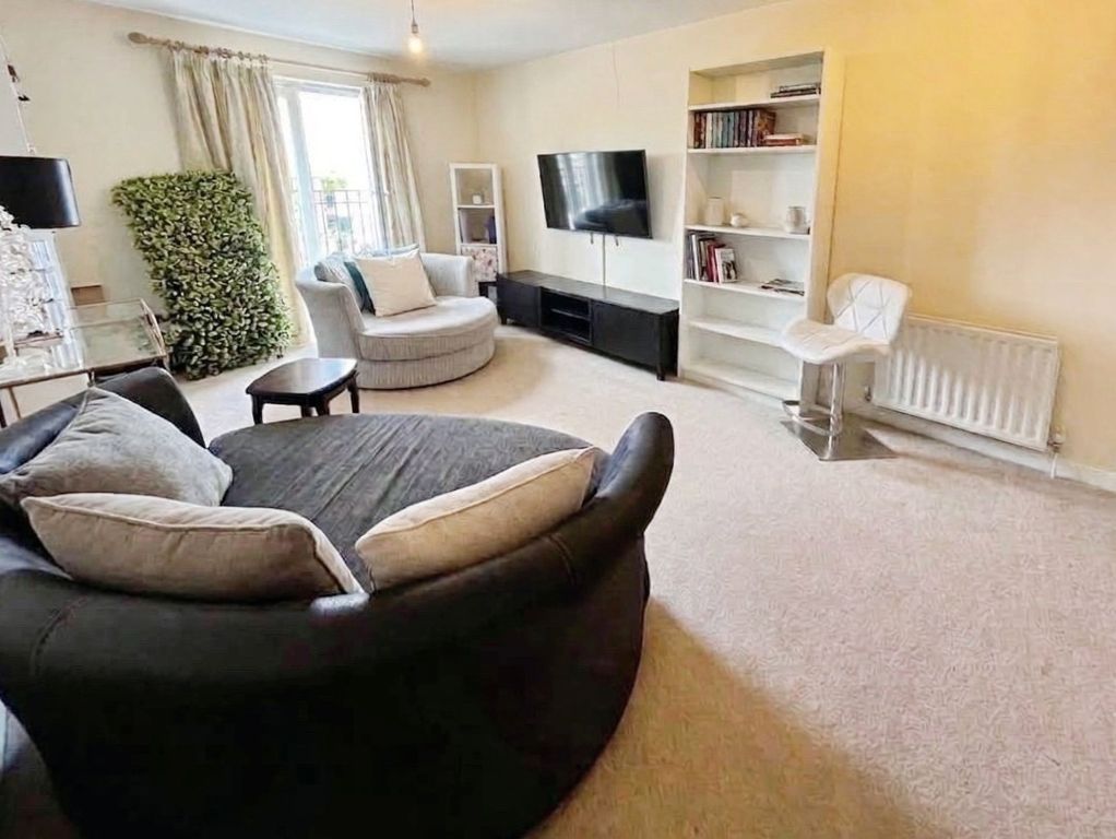 Property photo 3 of 10 Pbox-Img.Jpg