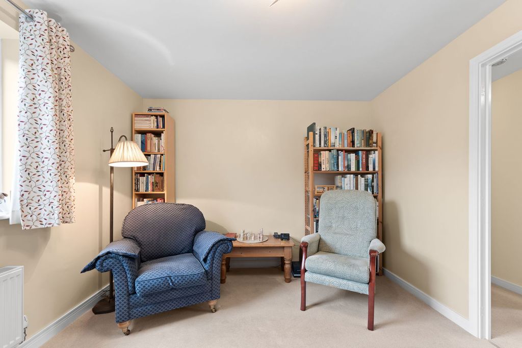 Property photo 3 of 18