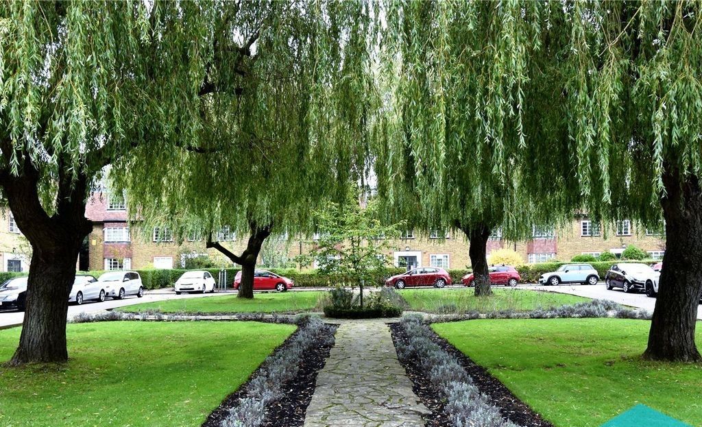 Property photo 3 of 5