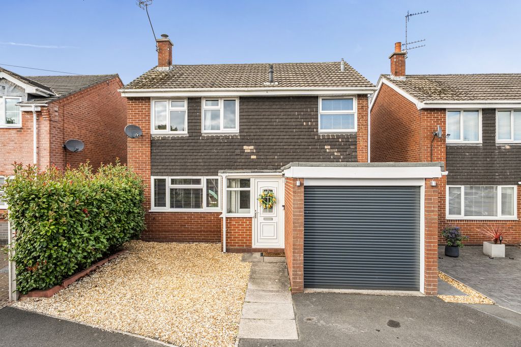 Property photo 1 of 24 1520512 (7)