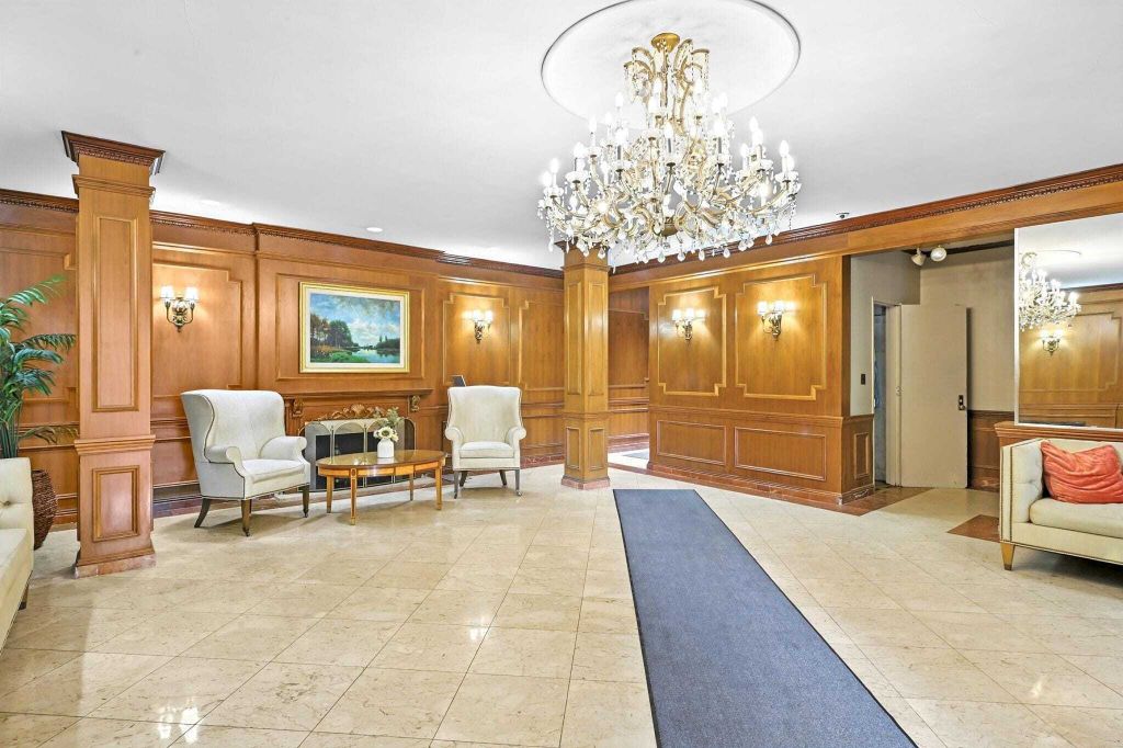 Property photo 2 of 17 <Alttext/>