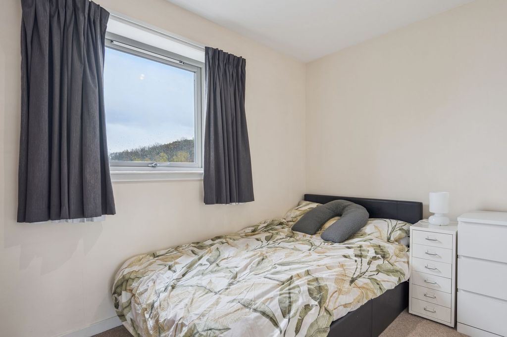 Additional image 11 of 2 bed flat for saleGlendevon Drive, Stirling FK8