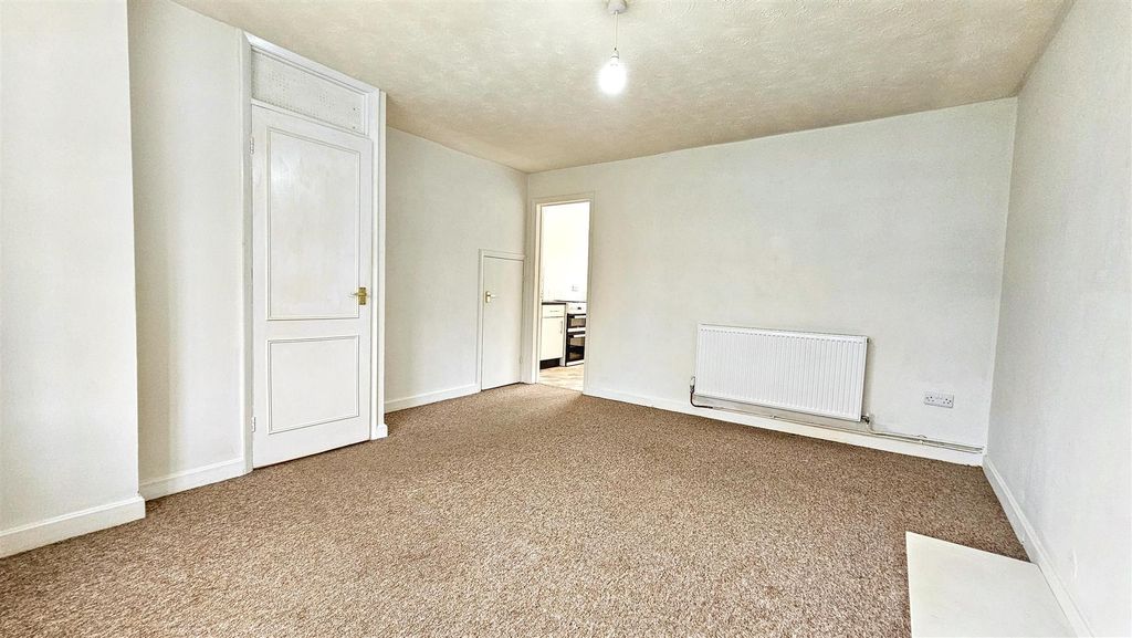 Property photo 3 of 13 20260415_091044.Jpg