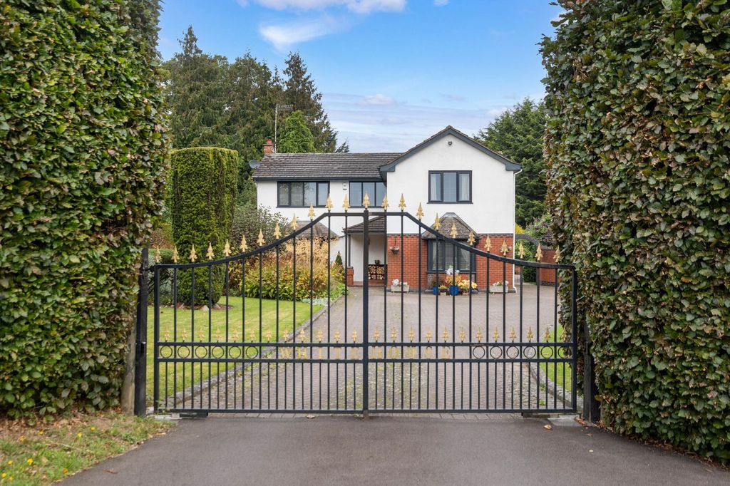 Property photo 1 of 37