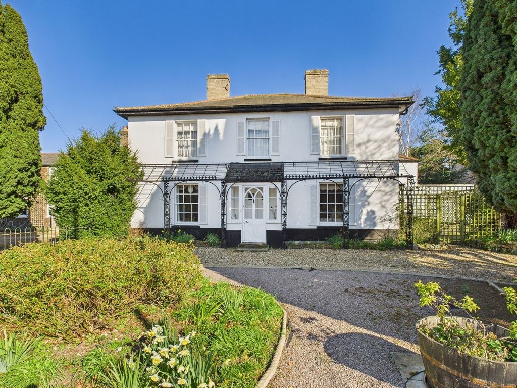 Property photo 1 of 33
