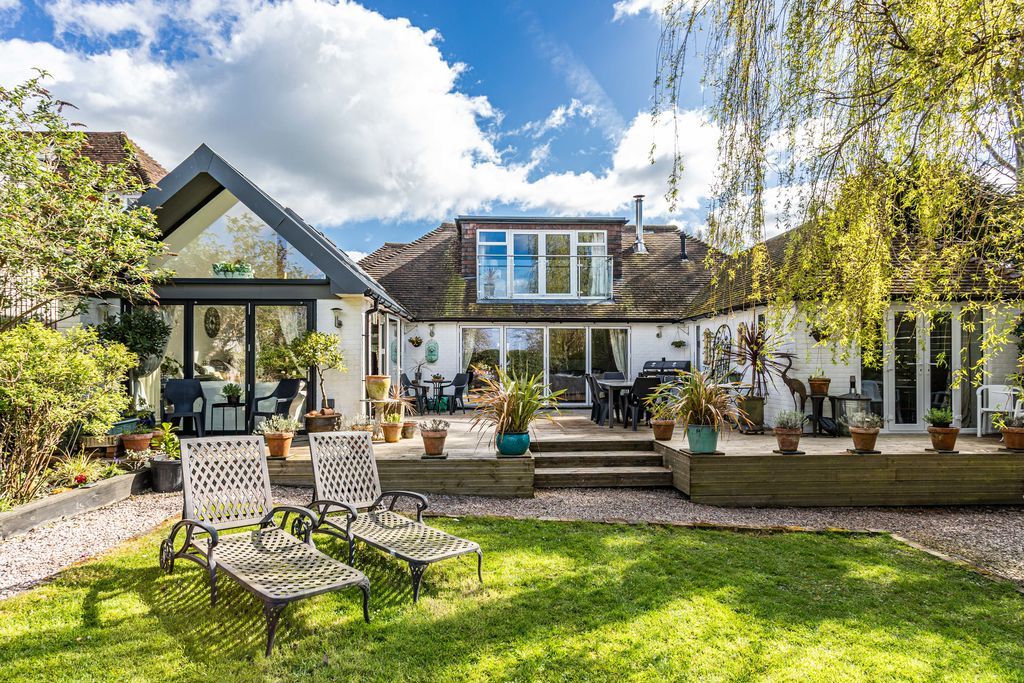 Property photo 1 of 38 Photo 31