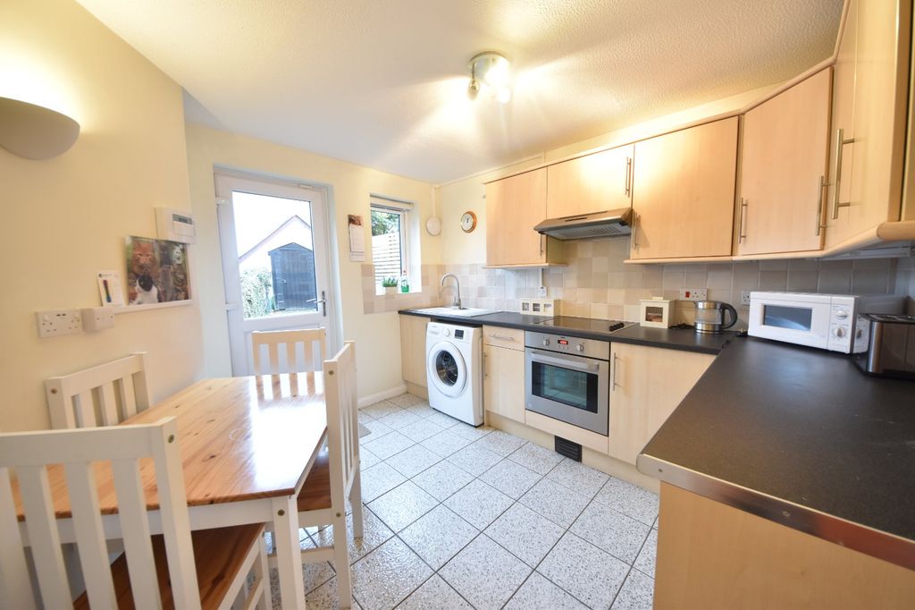 Property photo 2 of 12 Kitchen / Diner