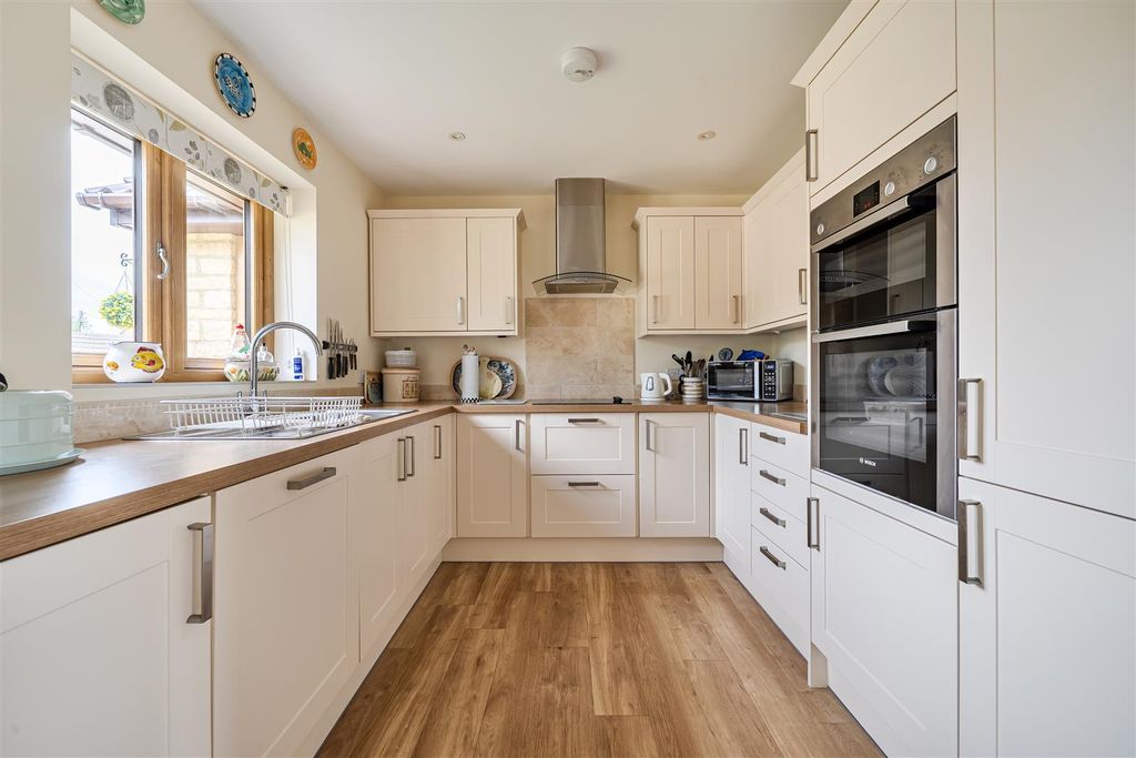 Property photo 2 of 12 1457728-5-6A0340Fddbb69.Jpg