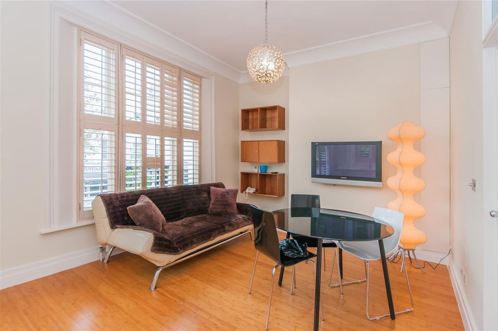 Property photo 1 of 8 Boundary Road-5.Jpg