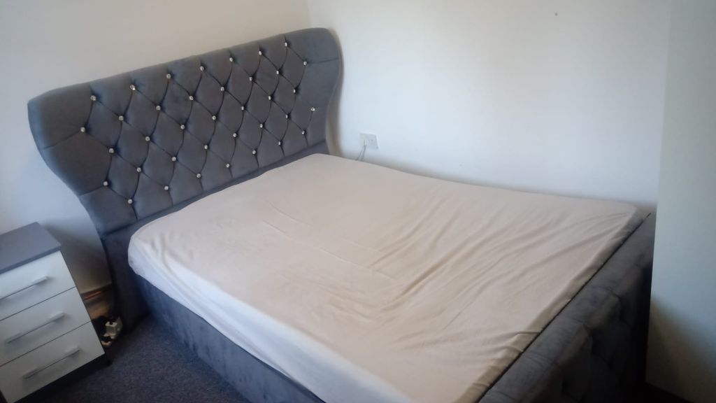 Property photo 1 of 15 Cover