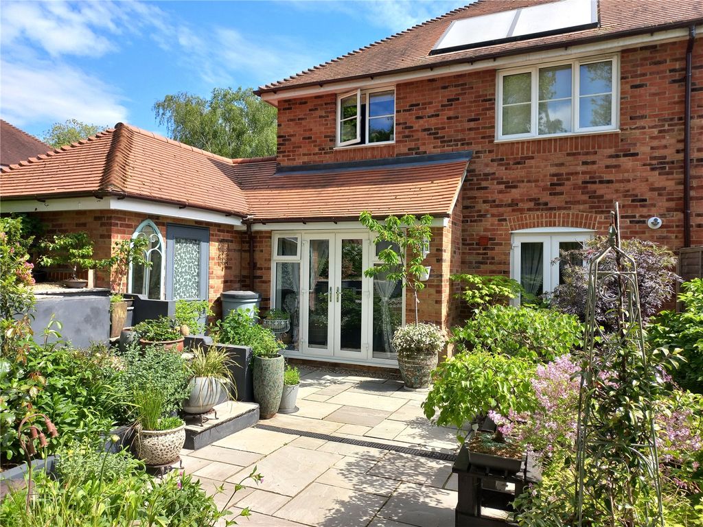 Property photo 3 of 17 Picture No. 26