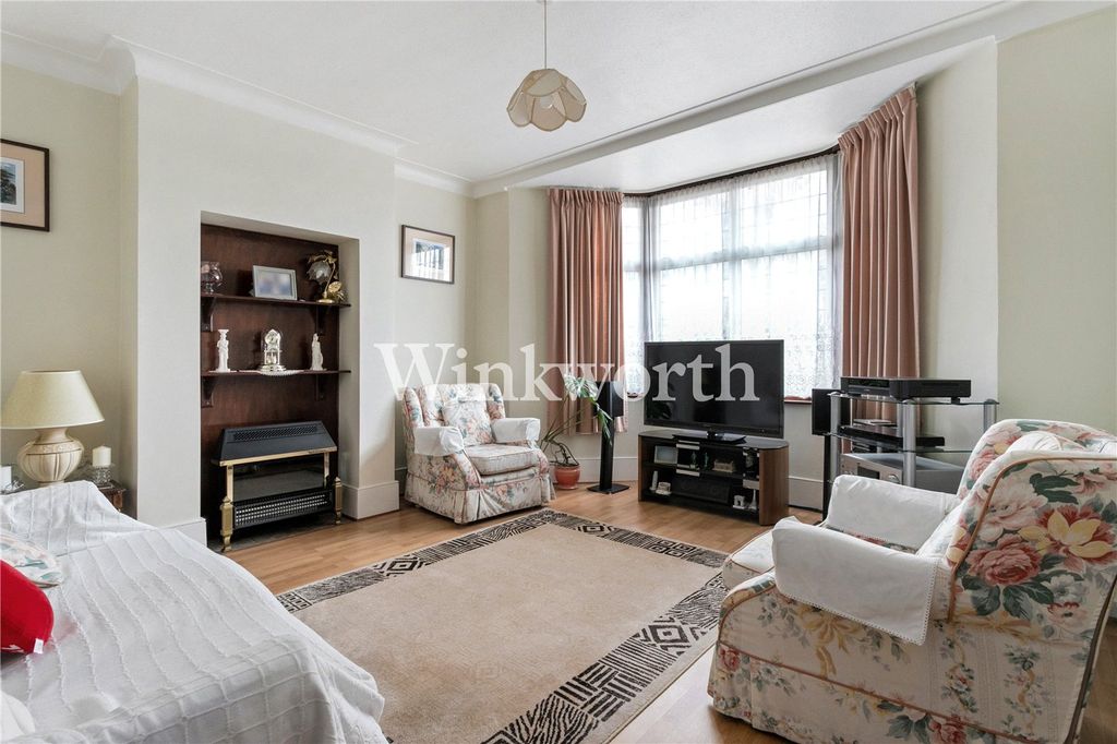 Property photo 2 of 16 Picture No. 09