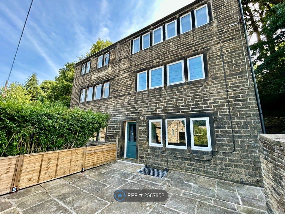 Property photo 1 of 27 Front External