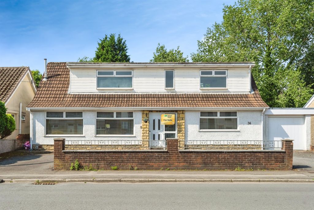 Property photo 2 of 17