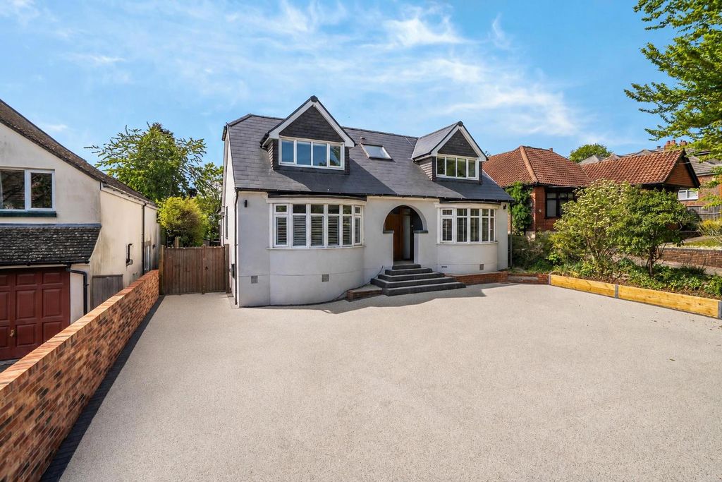 Additional image 21 of 5 bed chalet for saleDrayton Lane, Drayton, Portsmouth PO6