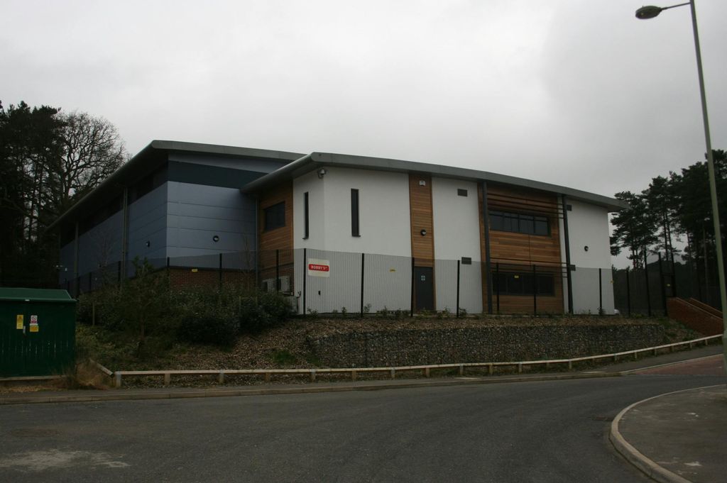 Property photo 2 of 3 Bobbys Foods