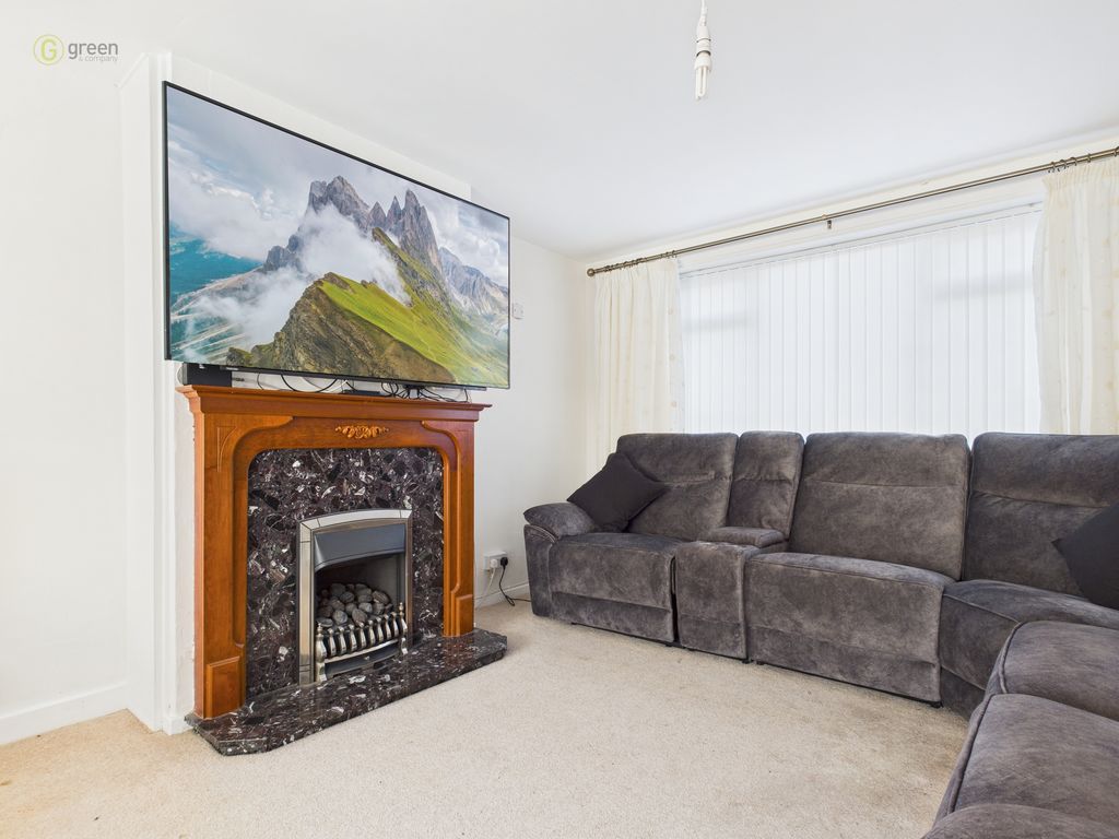 Property photo 2 of 31