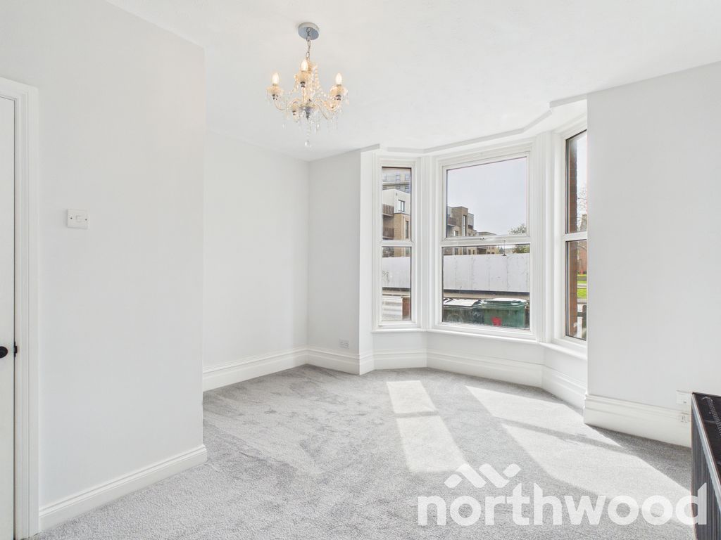 Property photo 1 of 25