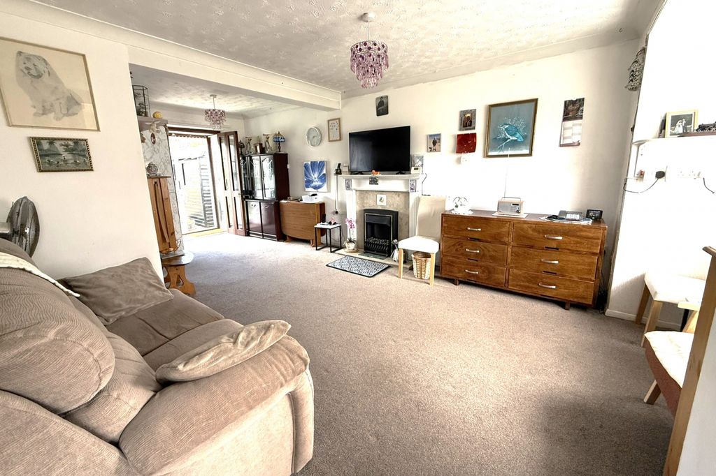 Property photo 2 of 14 Gallery