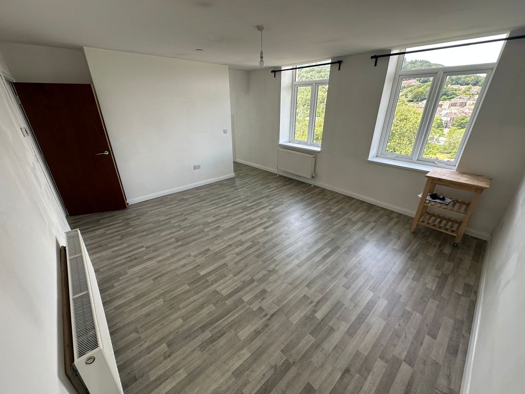 Additional image 5 of 1 bed flat to rentLlantrisant Road, Graig, Pontypridd CF37