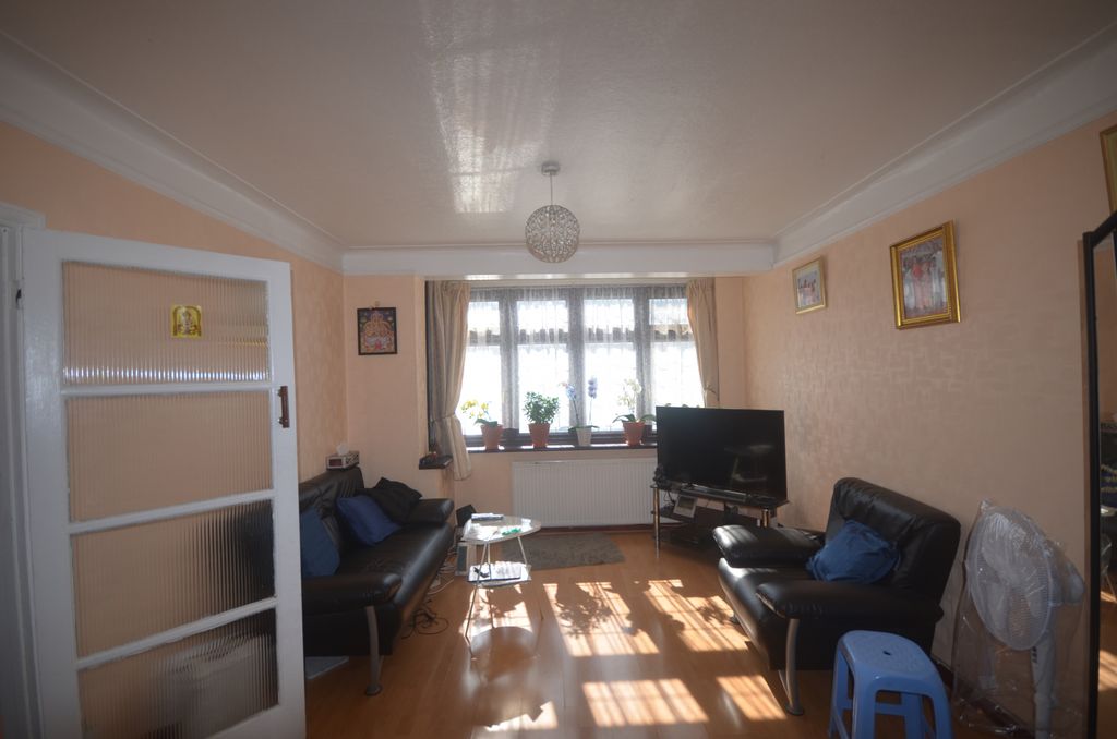 Property photo 1 of 4 Three-Bedroom House To Let