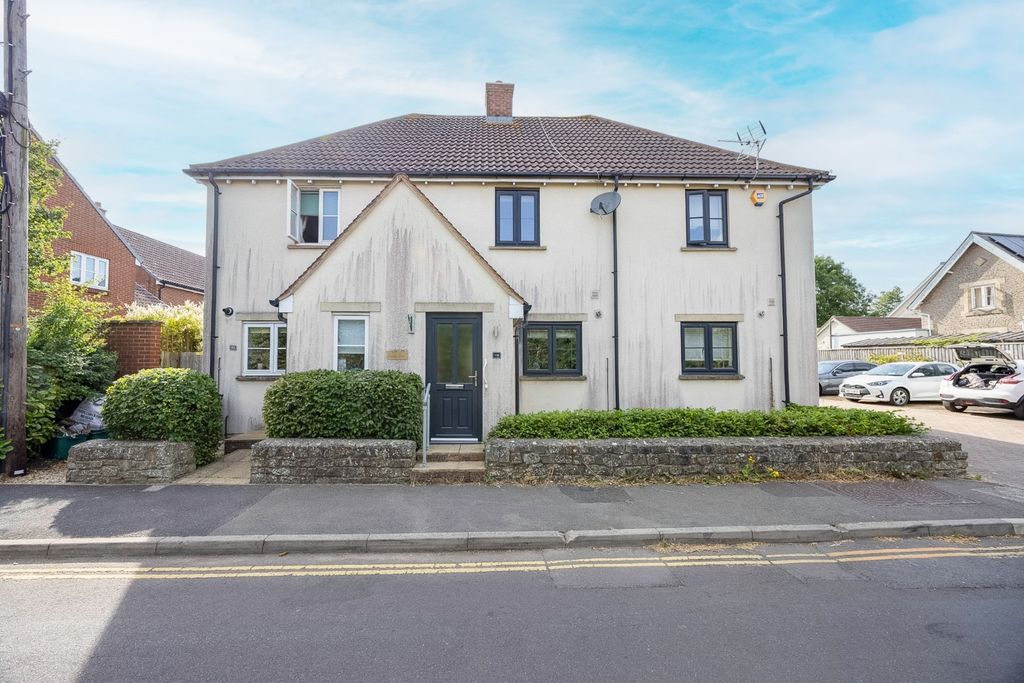 Property photo 1 of 18 5418541