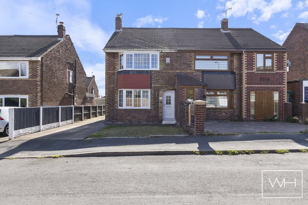 Property photo 1 of 20 23 Abbey Walk, Scawsby 04_297