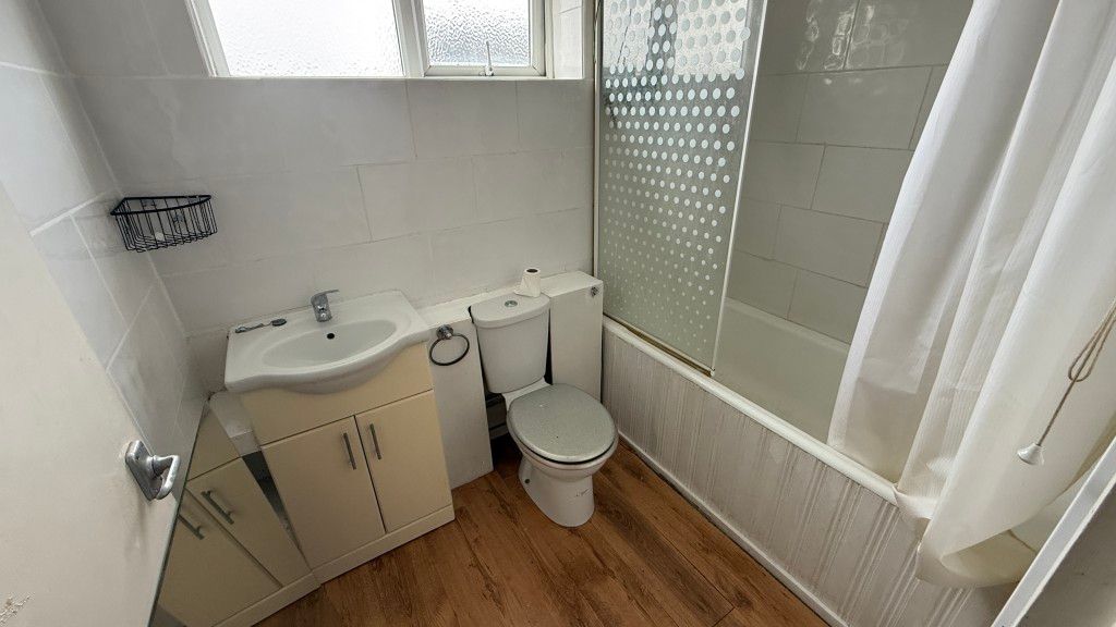 Property photo 2 of 5 Internal Image Of Bathroom