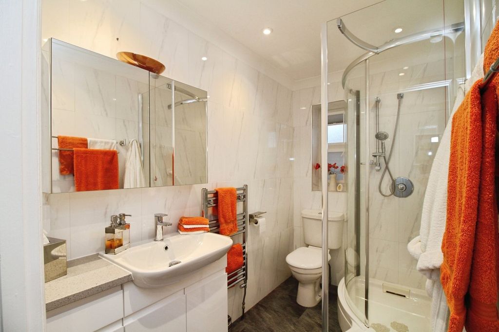 Additional image 10 of 1 bed property for saleMeadow Close, Elmstead, Colchester CO7