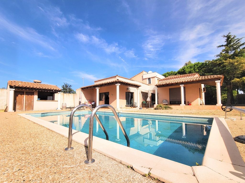 Property photo 1 of 21 Villa Of 162 m2 - 4 Rooms