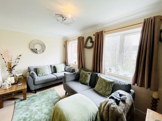 Property photo 3 of 11