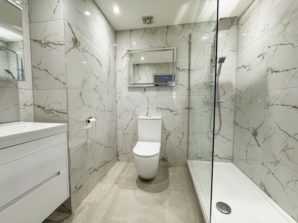 Property photo 3 of 10 3761118